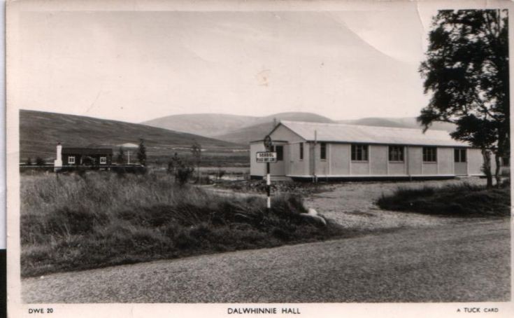 Dalwhinnie Hall and cottage