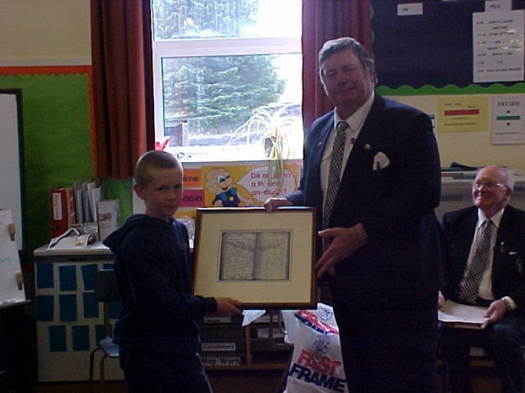 Presentation at Dalwhinnie school