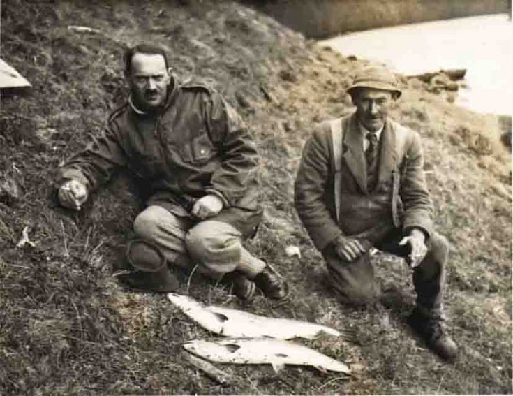 Maj General Sir Freddie De Guingand and Ghillie